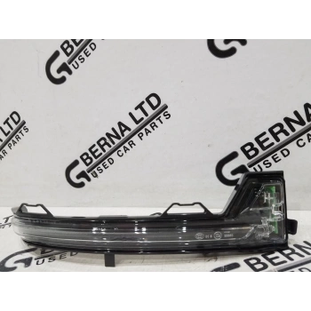 Sağ Ayna Sinyali Ledlı Psa 2008 (P24E) (Oem No: 9837260480)