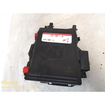 Sıgorta Kutusu Mesnetı Alt Psa 308/3008 B.M 2013- (Oem No: 9804681980)