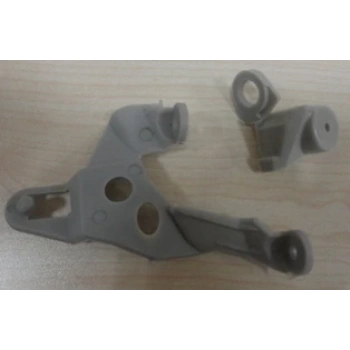 Toyota Corolla- Zze121- 02/06; Far Üst Ve Yan Tamir Kiti Sağ (Bağlantı Braketi) (2Li Set) (Oem No: 199-100R)