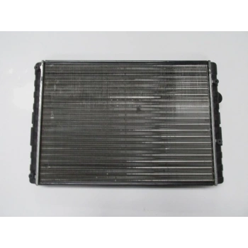 1995-1999 Volkswagen Polo 3 Su Radyatörü (Adet)