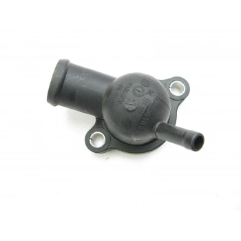 Su Flansı 115 903 Vw Golf7-A3-Leon-Passat-Tıguan-Caddy Clha-Clhb-Dcxa-Crlb-Crkb-Cuvc-Cxxb-Cxfa-Cxha-Cxhb-Cxga-Cxgb 1,6 Tdı-2,0 Tdı 13- (Oem No: 04L121131J)