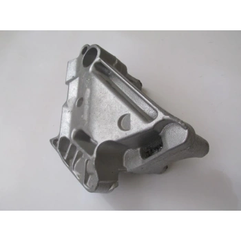 Volkswagen Passat- B8- 14/18; Motor Bağlantı Braketi 2.0 Tdı (Takoz) (Alüminyum) (Oem No: 04L199207)