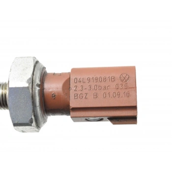 Golf7 A3 Leon Passat Tiguan Caddy 2013  Yağ Basınç Müşürü Kaherengı   (2,5 3,2 Bar) (Oem No:04L919081B)