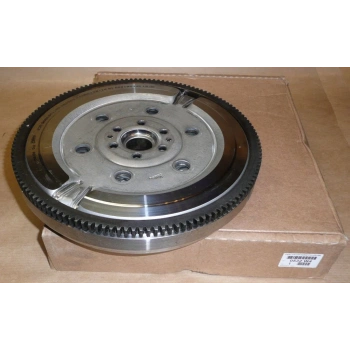 Debriyaj Seti Volanlı 508 / 3008 / 5008 / C5 09Sonrası 1.6 Hdı (Oem No: 0532W4)