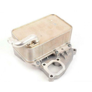 Yag Sogutucusu Aı3405 Vw A4-A5-A6-A7-Q5-Q7-Touareg Clab-Cduc-Claa 3,0 Tdı 08- (Oem No: 059117015P)