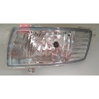 Sis Lambasi Sol Corolla Sdn 04-06 (Dörtgen Sis) None (Oem No: 1001Yrn031655)