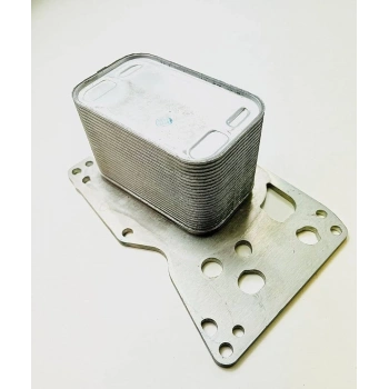 Yag Radyatörü Bmw F30-F30 Lcı-F31-F31 Lcı-F34 Gt-F34 Gt Lcı-4F32-F33-F36 Gran Coupe -F06-F07-F10-F11-6F12-F13-F01-F02-X3 F25-X4 F26-X5 F15-X6 E71-F16 N57N 10-18 (Oem No: 11428510855)