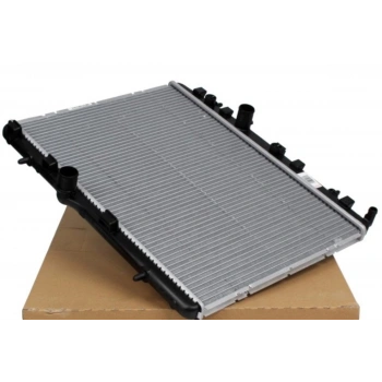 Su Radyatörü Psa C3-301-207-208 1.6 Hdı-1.6 Ep6 13- (Oem No: 1330.P9)