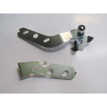 Peugeot Boxer- 07/13; Sürgülü Kapı Alt Ray Bağlantısı Sağ (Oem No: 1376702080)