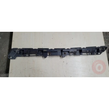 Arka Tampon Braketı : Orta Nb Opel Astra J Bm 10- (Oem No: 1404376)