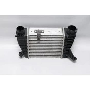 Turbo Radyatörü (Intercooler) Clıo Iıı 05-12 / Modus 04Sonrası / 1.5 Dcı Segmanlı Tip Brazıng (Oem No: 144618748R)