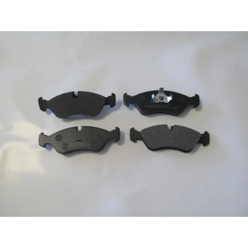 1992-1994 Opel Astra F Sd-Hb- Ön Fren Balatası (Kablosuz)(Disk) (156,2X52,3X17) (Bramax) (Adet) (Oem No:1605454)