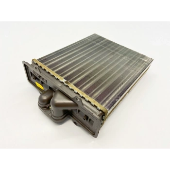 Radyatör Kalorifer Vectra B  95-03 Klima Lı Mekanik (Oem No: 1618049)