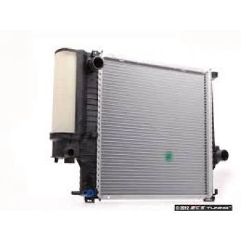 Su Radyatörü Bmw E30-E36- Z3 M40-M42-M43-M50-M52 90-99 (Oem No: 17111728907)