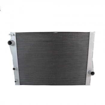 Su Radyatörü Bmw X5 E70-X5 E70 Lcı-X6 E71 M57N2-N57-N54-N55 07-16 (Oem No: 17117533472)