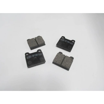 1988-1996 Volkswagen Passat B3 Ön Fren Balatası (Disk)(61,8X57X15)(Bramax) (Adet) (Oem No:171698151C)