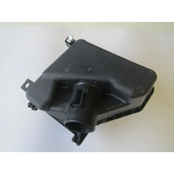 2013-2018 Toyota Corolla Nde180 Hava Filtre Kutusu (Kabini) (Dizel Tip)