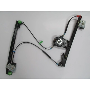 1992-1998 Volkswagen Golf 3 Ön Cam Krikosu Sağ Manuel  (Adet) (Oem No:1H0837402A)