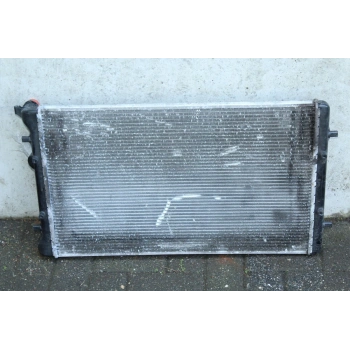 Golf4 Bora A3 Toledo 1997 2004 Su Radyatörü 8Mk 376 713 781 (652X404 Mm) (Oem No:1J0121253N)