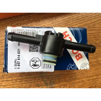 YAKIT FILTRE VENTILI FILTRE SIBOBU VW A3-A4-BORA-LT AGR-ALH-AHF-ANJ-AVR 1,9 TDI-2,5TDI 97- (Oem No: 1J0127247A)