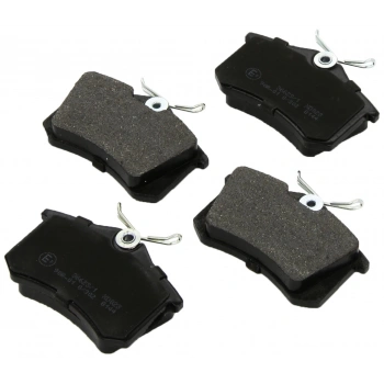 Fren Balatası Arka Gdb1055 / Gdb1330 / Fdb1083 Vw Golf3-Golf4-Golf5-Jetta-Passat-A3-Toledo-Octavıa Bm 97- (Oem No: 1J0698451)