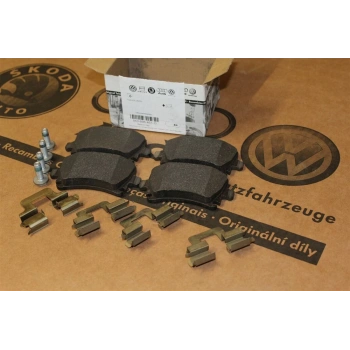 Fren Balatası Arka Gdb1551 / Gdb1622 / Fdb1636 Vw Passat-Caddy-Golf5-Golf6-Jetta-A3-Leon Bm 04- (Oem No: 1K0698451F)