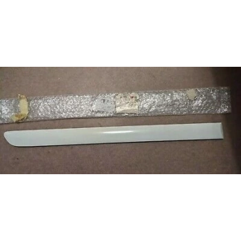 Kapı Bandı Arka Sag 4 Kapılıya Göre Vw Golf5 Bm 04-10 (Oem No: 1K4853754A Gru)