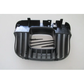 1999-2005 Seat Leon Ön Panjur Dış (Orta Peteği) (Phıra) (Adet) (Oem No:1M0853651F01C)