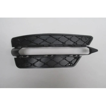 2011-2013 Mercedes C Class W204 Sis Lamba Kapağı Sağ (Nikelaj Çıtasız) (Oem No:2048851453)