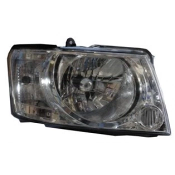 Nıssan Patrol- 06/07; Far Lambası Sağ Manuel Şeffaf Camlı (Famella) (Oem No: 26010-Vd327)