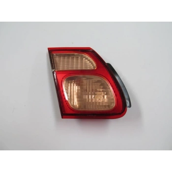 Nıssan Almera- N16- Sd- 00/06; İç Stop Lambası Sol Beyaz/Kırmızı (Casp) (Oem No: 26555-5M529)