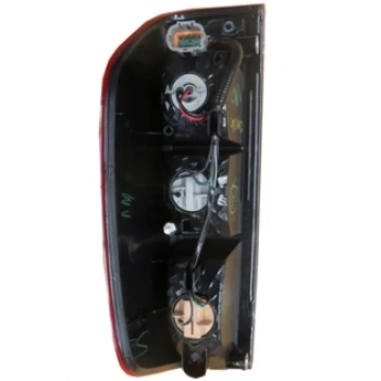 Nıssan Pıck Up- Navara- 06/14; Stop Lambası Sol Kırmızı/Beyaz (Amc) (Oem No: 26555-Eb383)