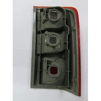 2003-2005 Nissan Patrol Stop Lambası Sol Kırmızı-Beyaz (Famella) (Adet) (Oem No:26555Vc325)