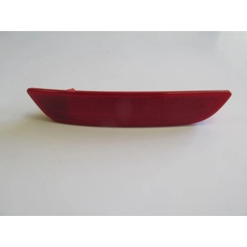 Renault Clıo- 4- Hb- 13/16; Arka Tampon Reflektörü Sağ Kırmızı (Oem No: 265605789R)