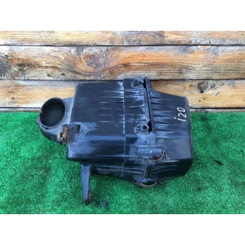 Hava Fıltre Kapagı : Alt Kore I20 1,4 Dızel 2008-2012 (Oem No: 281121J100)