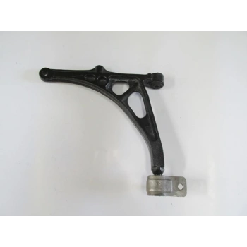 1992-1996 Peugeot 405 Ön Alt Tabla Sol Burçlu-Takozlu (Salıncak) (Sh) (Adet) (Oem No:352176)