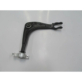 Cıtroen C5- 08/15; Ön Alt Tabla Sağ Burçlu/Takozlu (Salıncak) (Sh) (Oem No: 3521T7)