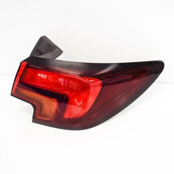 Stop Lambası Sag Ledsız Opel Astra K Bm 16- (Oem No: 39015944)