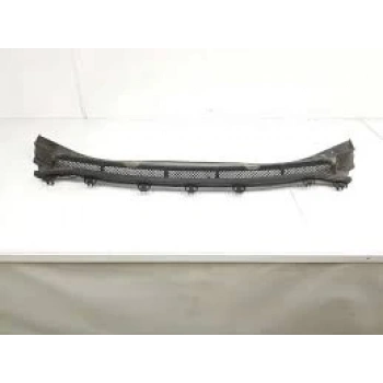 Ön Cam Su Deflektörü Opel Astra K Bm 16- (Oem No: 39019109)