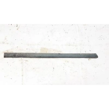 Kapı Bandı Arka Sağ Sıyah Vw Passat Bm 97-00 (Oem No: 3B0853754)