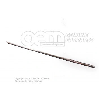 Cam Çıtası Ön Sağ / Kromlu Vw Passat Bm 13- (Oem No: 3G0837476E)