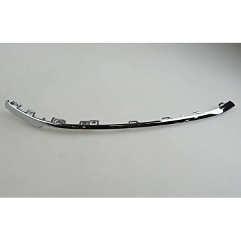 Tampon Çıtası Ön Orta Sol Vw Passat Bm 16- (Oem No: 3G0853253D2Zz)