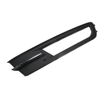 Volkswagen Passat- B8- 14/18; Sis Lamba Kapağı Sağ Sis Delikli/Nikelaj Çıtalı (Oem No: 3G08546629B9)