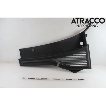 Cam Önü Su Deflektörü Sol Su Seperatörü Vw Passat Bm 13-19 (Oem No: 3G1819403D)