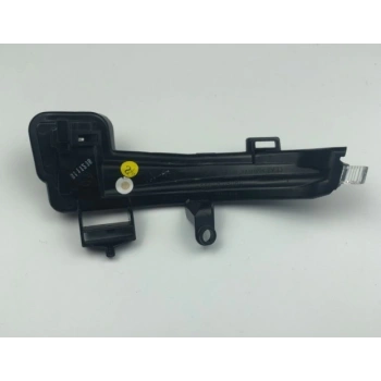 Skoda Superb- 13/15; Kapı Ayna Sinyali Sağ (Tw-Y) (Oem No: 3Vd949102)