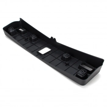 Plakalık : Ön Opel Mokka Bm 13- (Oem No: 42353737)