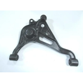 1998-2002 Suzuki Grand Vitara Ön Alt Tabla Sol Rotilli-Burçlu (Salıncak) (Sh) (Adet) (Oem No:4520267D01000)