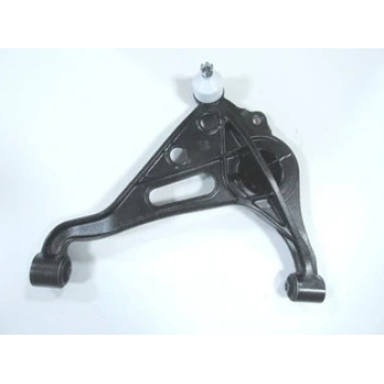 2002-2006 Suzuki Grand Vitara Ön Alt Tabla Sol Rotilli-Burçlu (Salıncak) (Sh) (Adet) (Oem No:4520267D01000)