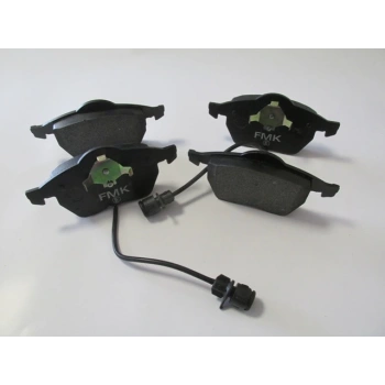 2001-2005 Volkswagen Passat B5 Ön Fren Balatası 1,6-1,8T-1,9Tdi(2Kablolu)Disk)156,4X73,8X19,5)(Fmk) (Adet) (Oem No:4A0698151A)