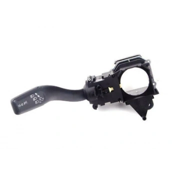 Far Sinyal Kolu  Kumanda A4 / A6 / Q7 00-09 (Oem No: 4E0953513K4Pk)
